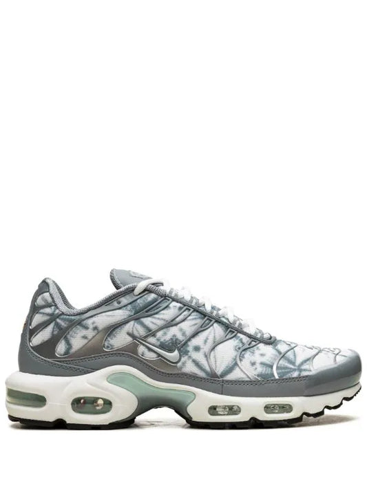 NIKE AIR MAX TN PLUS