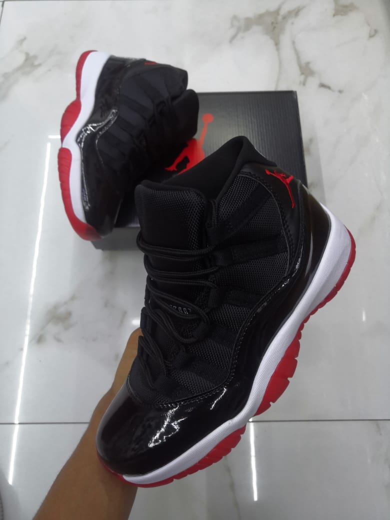 Air Jordan 11 Retro 'Bred'