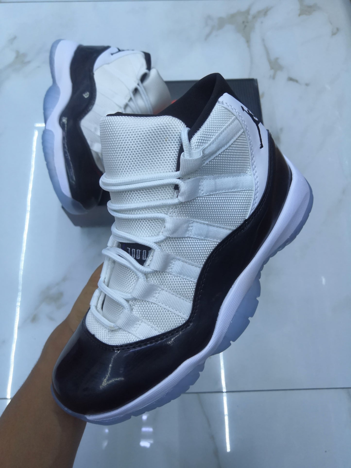 Air Jordan 11 Retro 'Concord'