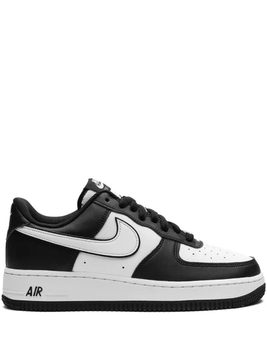Nike Air Force One "Panda"