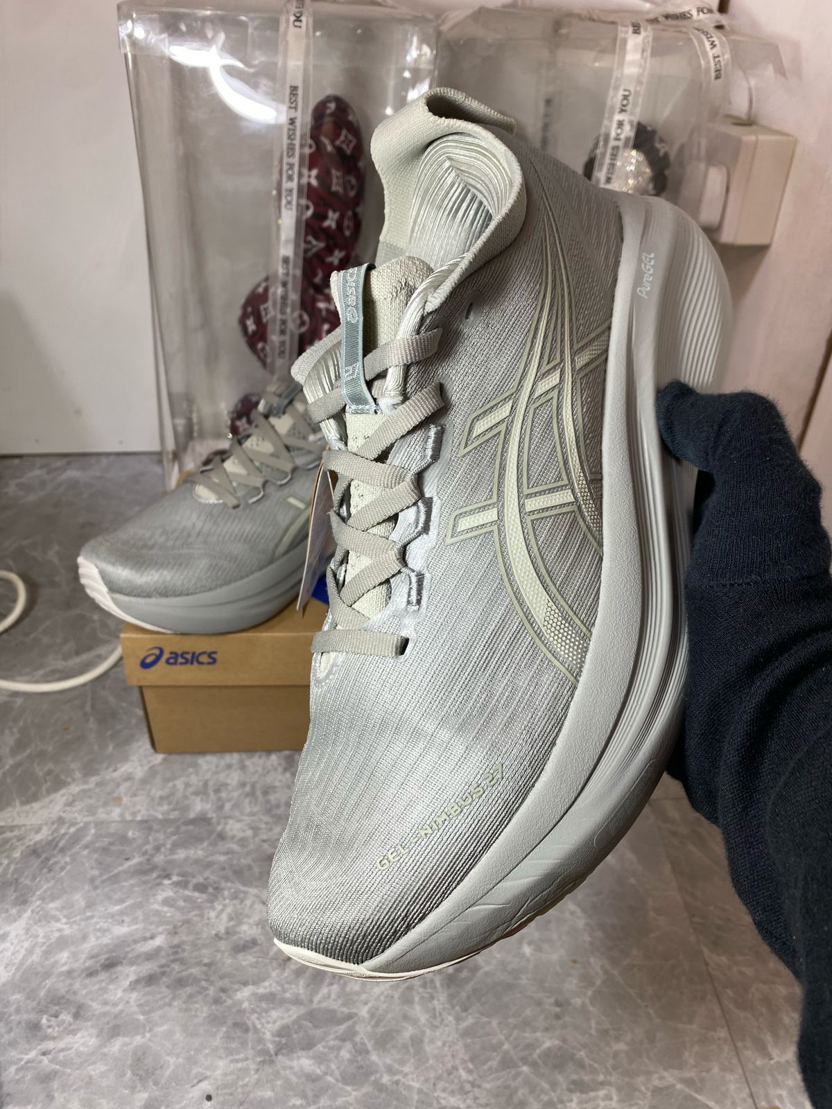 Asics Nimbus 27