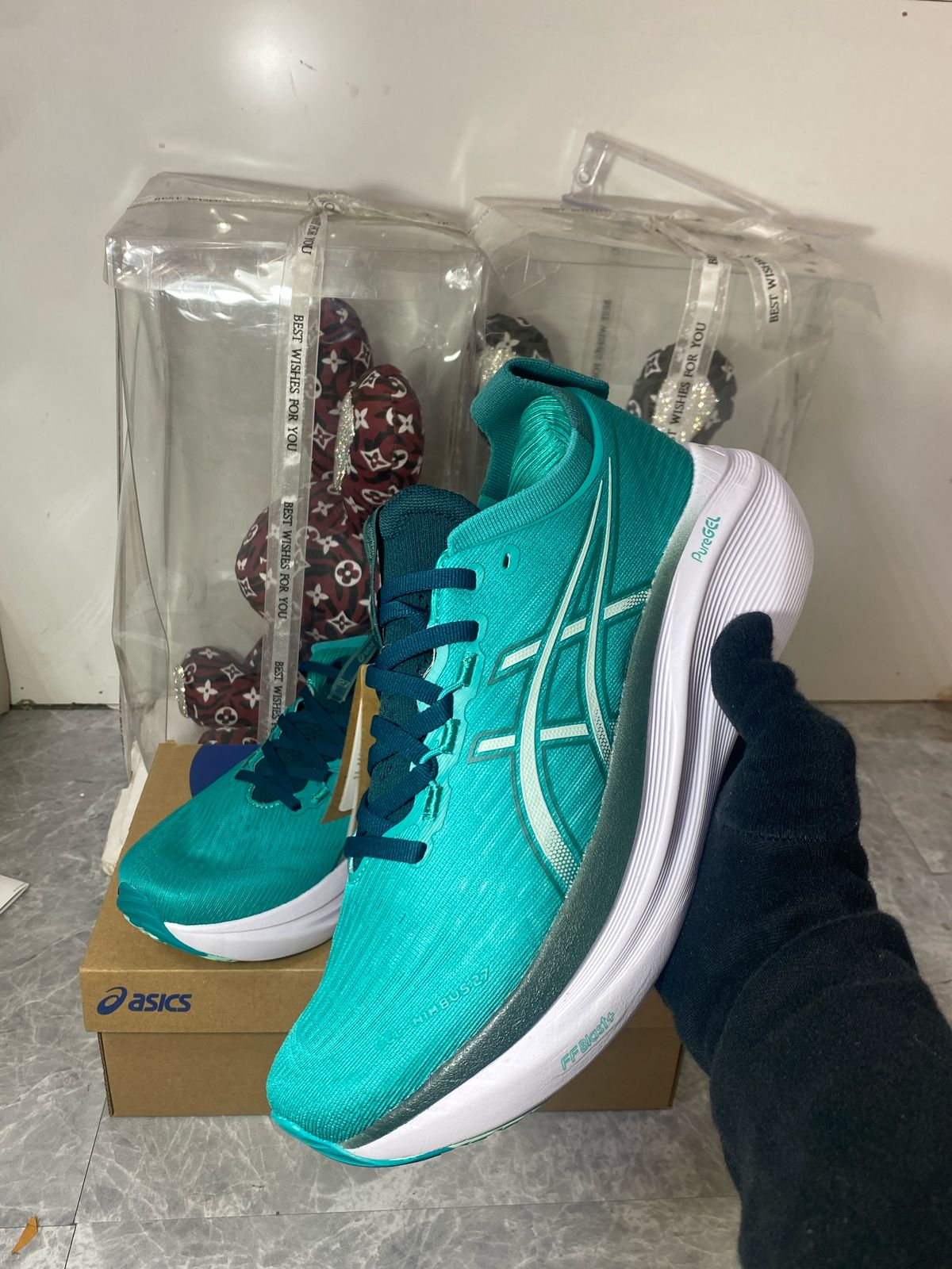 Asics Nimbus 27