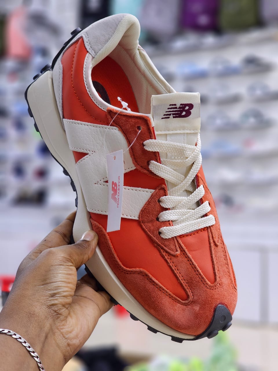 New Balance 327