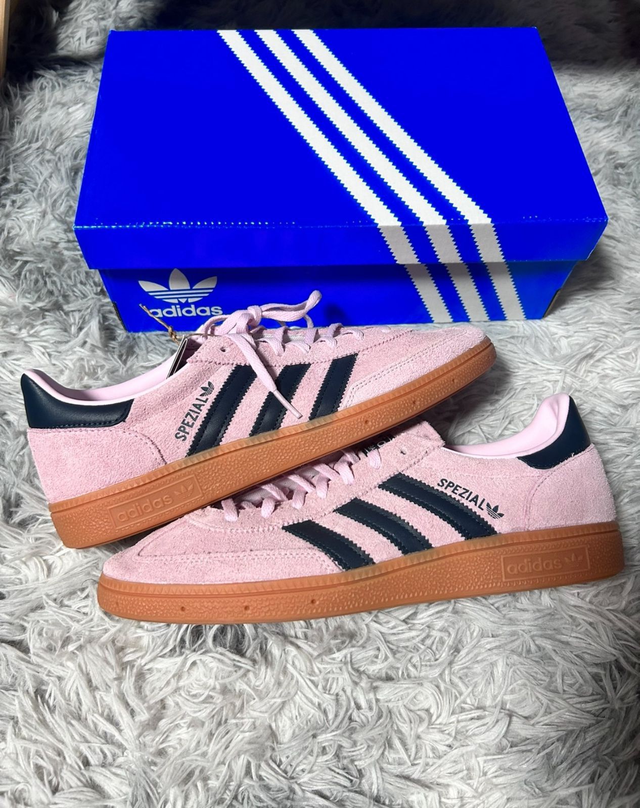 Spezial Pink. Handball