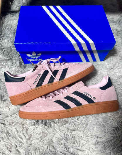 Spezial Pink. Handball