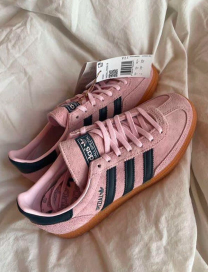 Spezial Pink. Handball