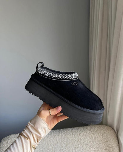 UGG