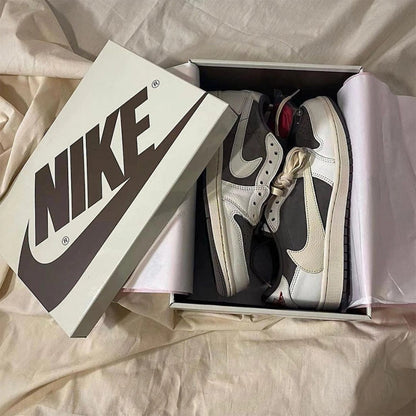 Jordan x Travis Scott Air Jordan 1 Low OG "Reverse Mocha"