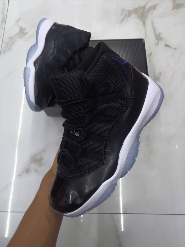 Air Jordan 11 Retro 'Space Jam 2016 Release'