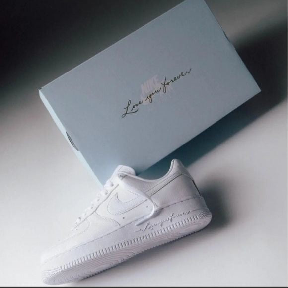 DRAKE’S “Love You Forever” Nocta Air Force