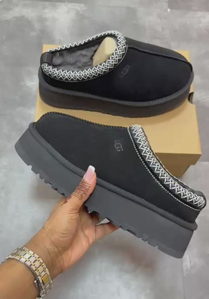 UGG